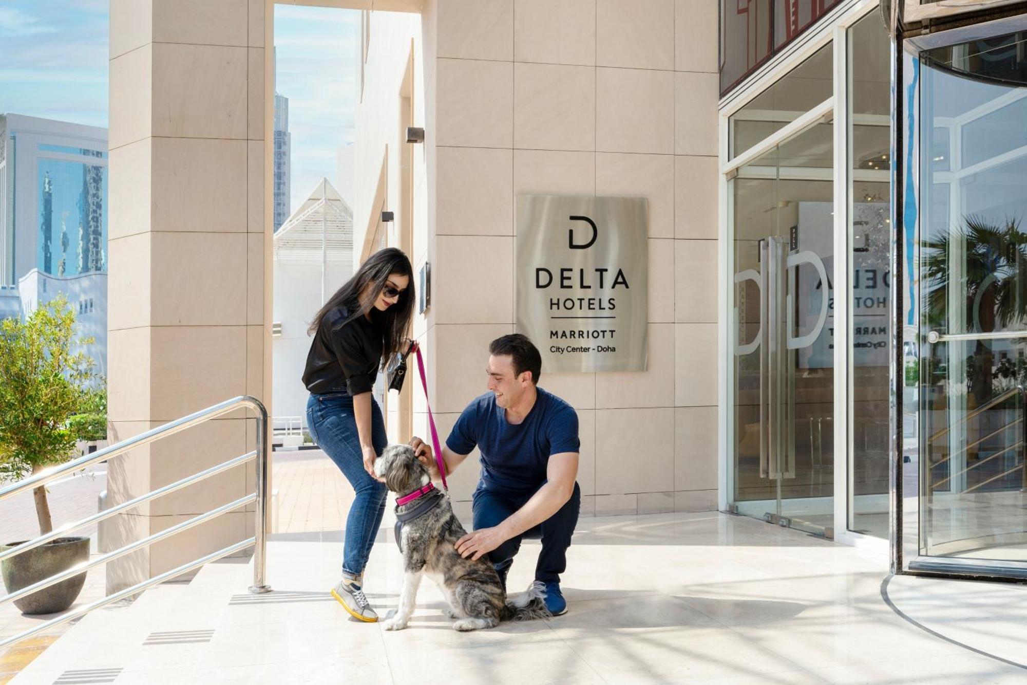 Delta Hotels By Marriott City Center 도하 외부 사진 Pet Friendly Hotel