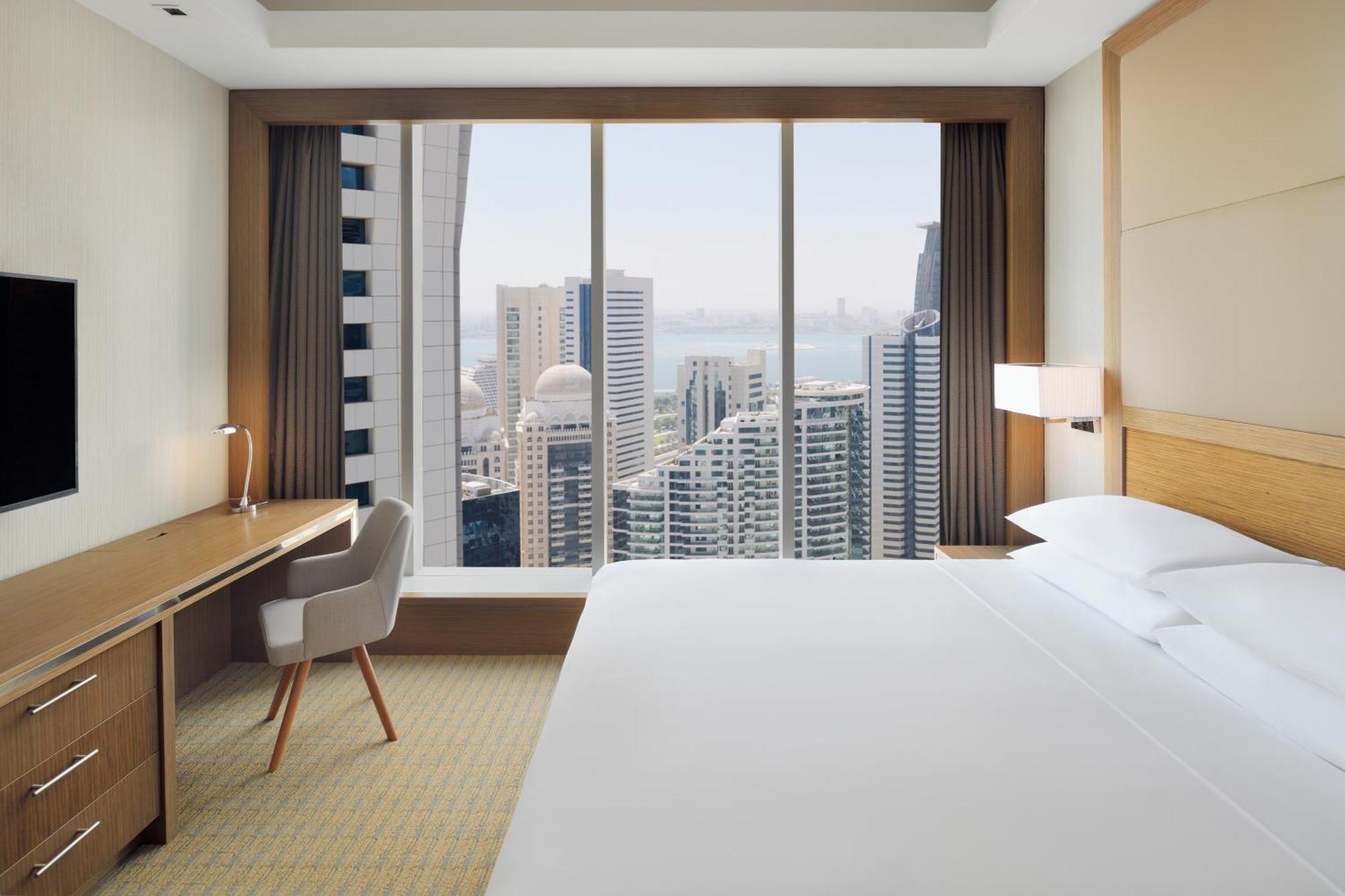 Delta Hotels By Marriott City Center 도하 외부 사진 Deluxe Room